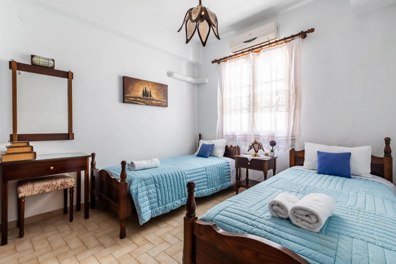 Ourania Apartment Skopelos Town Exterior photo